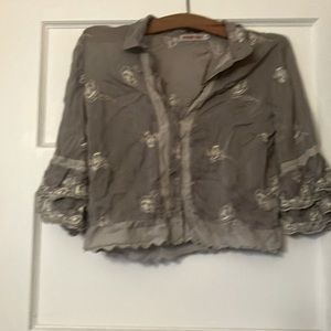 Grey with light cream embroidery johnny was cropped shitt